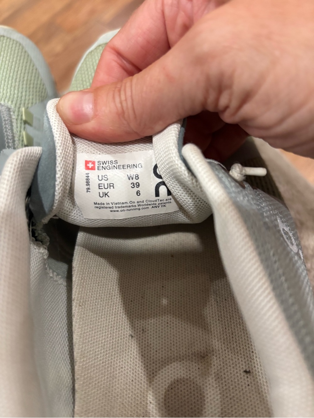 On Running Women's Light Gray and Mint Green Cloud Shoes - Picture 3 of 5